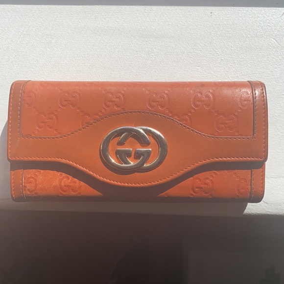 Authentic Gucci wallet - Picture 10 of 10